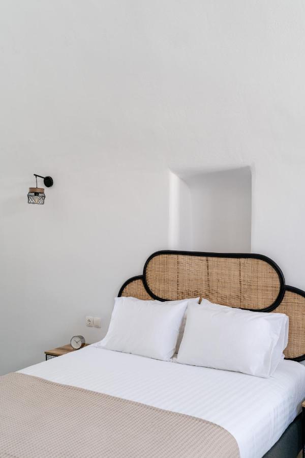 Evanthia Best View Thirassia Island Hotel Extérieur photo